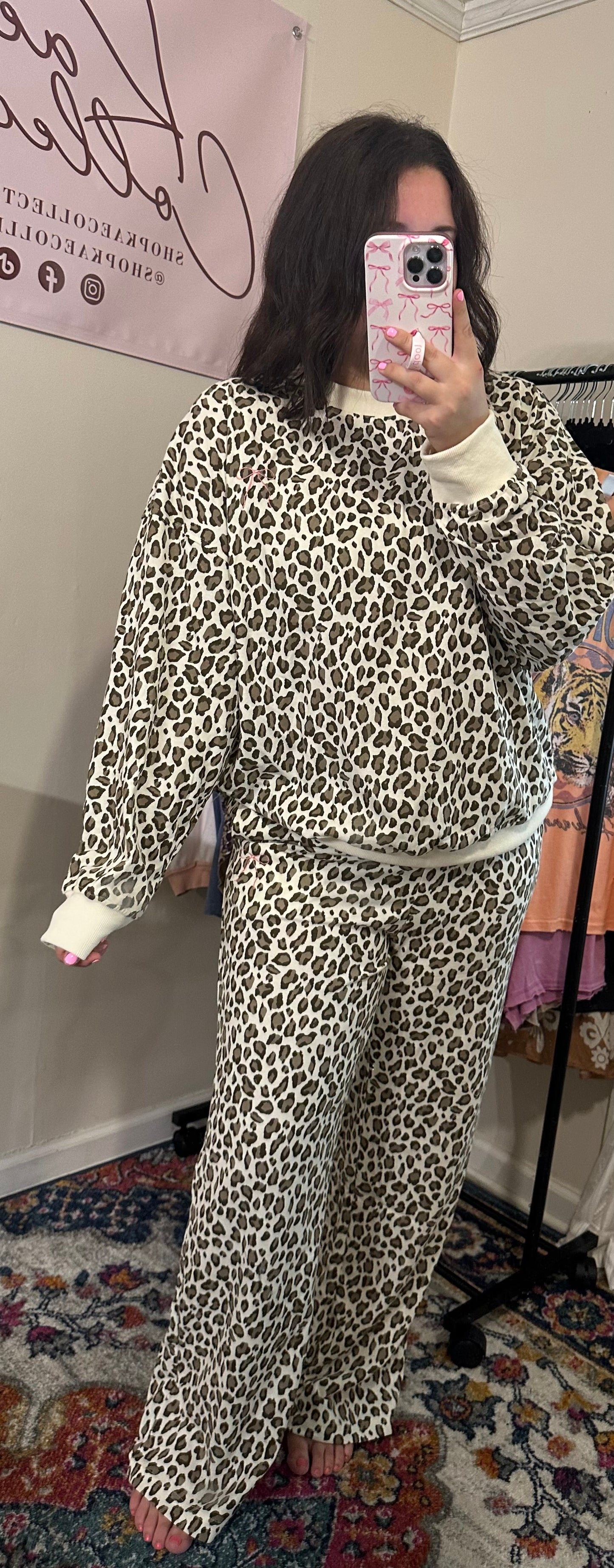 Leopard Sweatshirt & Sweatpants Set