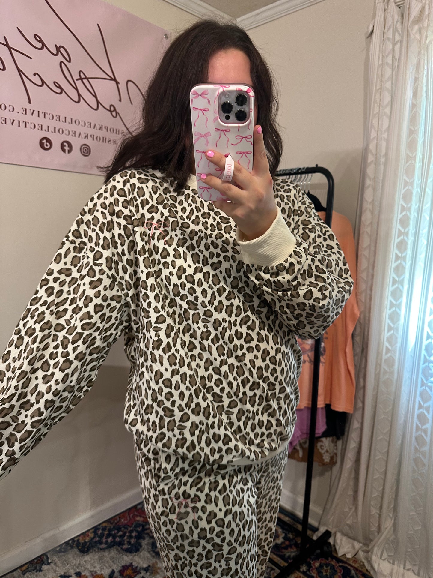 Leopard Sweatshirt & Sweatpants Set