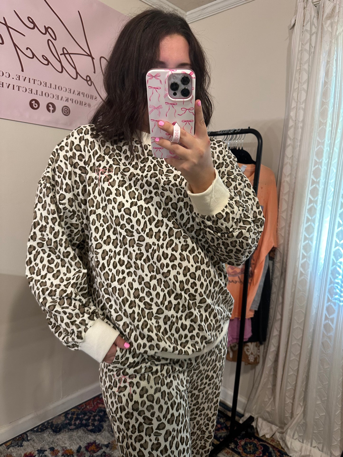 Leopard Sweatshirt & Sweatpants Set