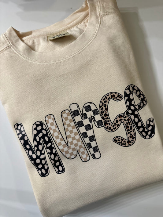 NURSE TEE OR SWEATSHIRT