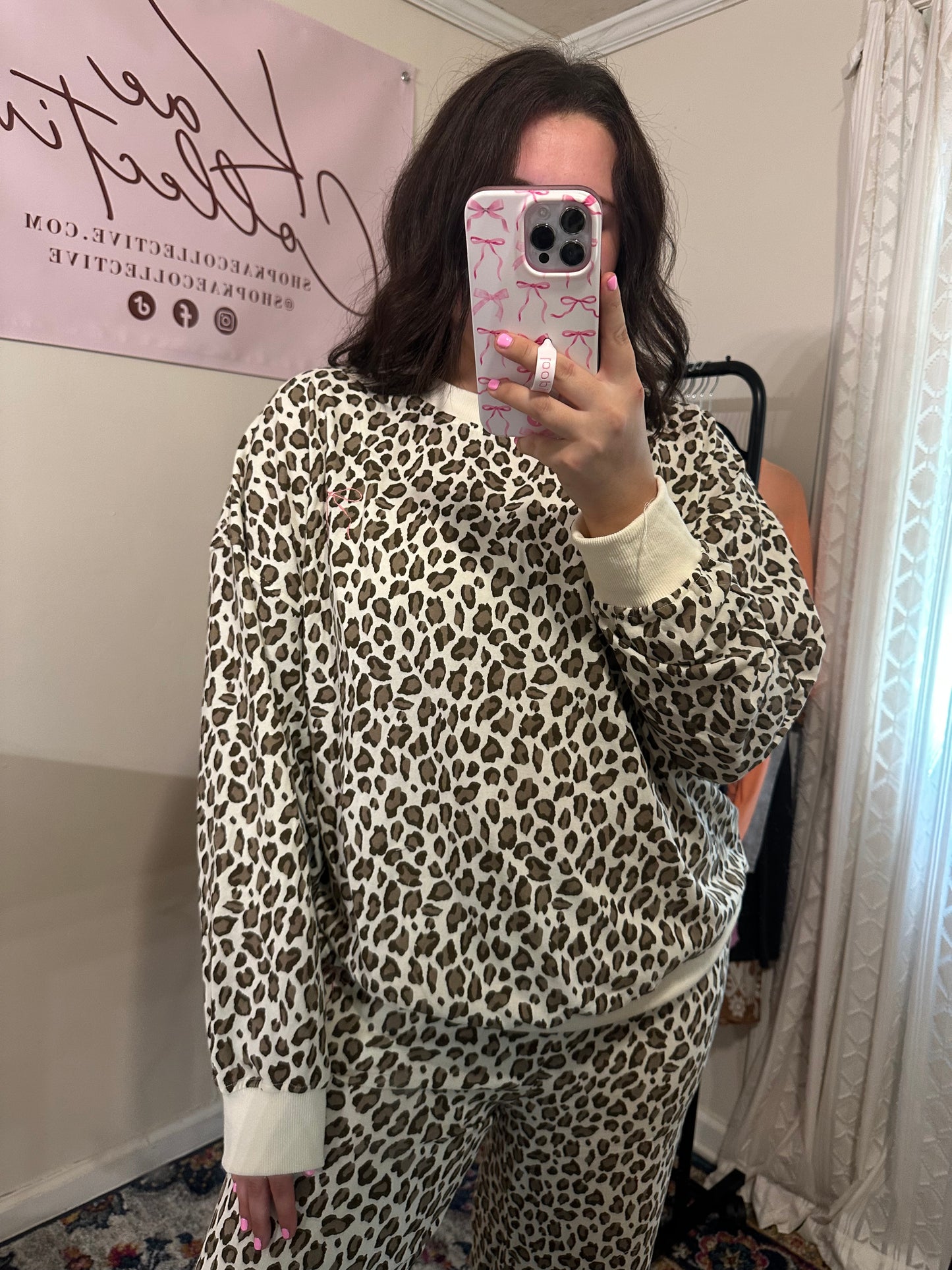 Leopard Sweatshirt & Sweatpants Set